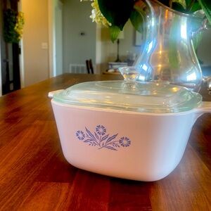 Pyrex Cornflower Blue Covered Casserole 1 3/4 Quart